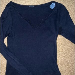 brandy melville navy long sleeve one size